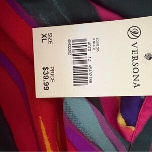Versona Colorful XL Top with Red and Purple Accents